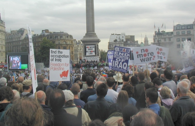 Mass rally in Trafalgar Square; Photo: WDIE